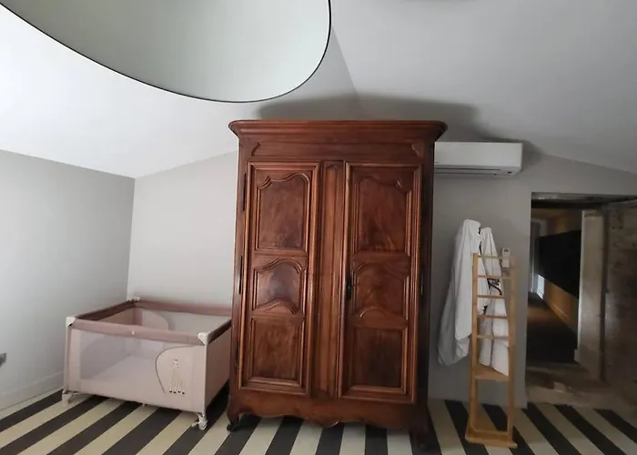 La Pulcinella Maison De Famille Pouzilhac