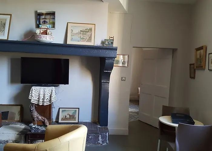 La Pulcinella Maison De Famille Pouzilhac